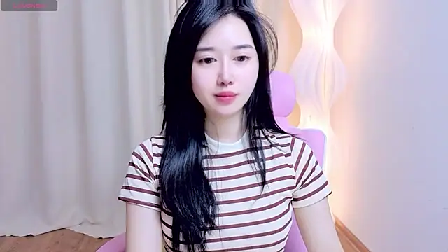 Miu-999 Pertunjukan Webcam