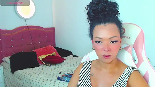 Tanedra_collings Chat XXX in diretta