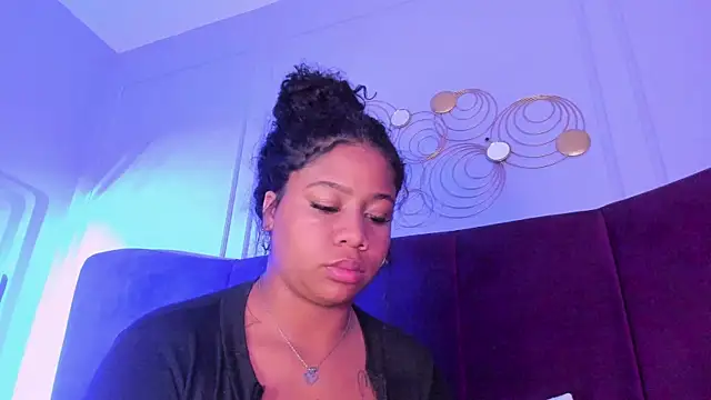 Sofi_Fox_'s Live XXX Chat