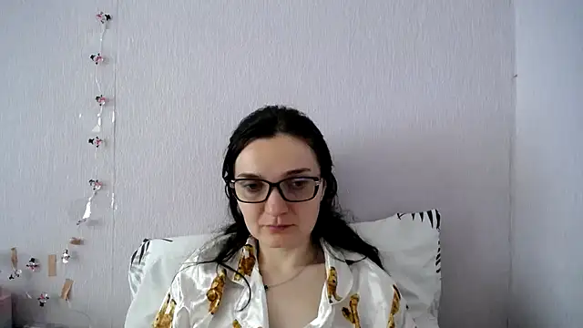 Shiny_gine: онлайн-секс-чат