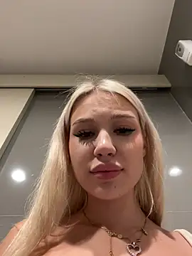 Вебкам-шоу Kiss_Auroraa