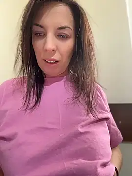 Almmaxxxx Show in webcam