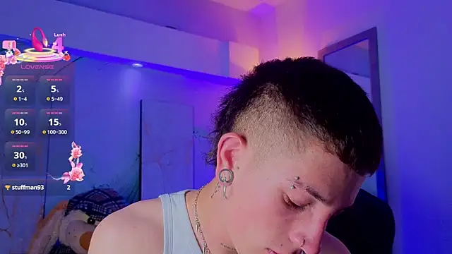 Luca_Prince_ Show in webcam