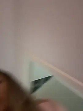 Czat XXX na żywo – BarbieDoll13