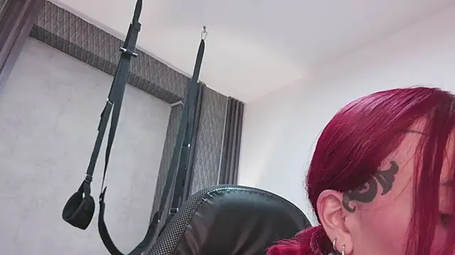 selene_red_ Live XXX Chat