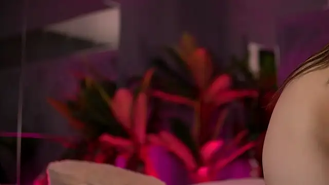 BrattyScarlet 라이브 XXX 채팅