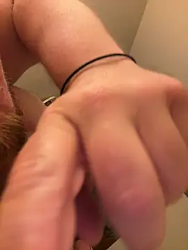 Онлайн чат XXX hugemanbreasts