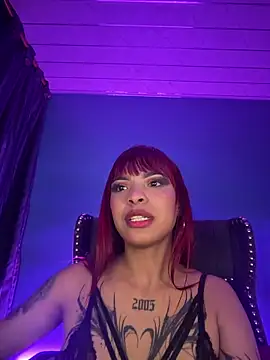 _Alice_rouse's Live XXX Chat