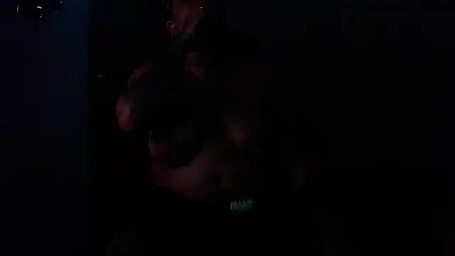 Techno_420_ Chat XXX live