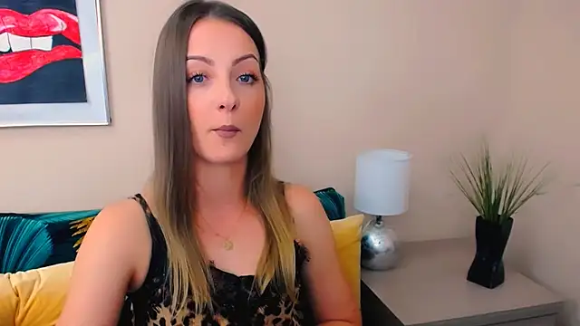 دردشة NatalieSexy الجنسية المباشرة