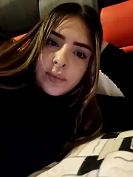 Nahomy_cm Chat XXX in diretta