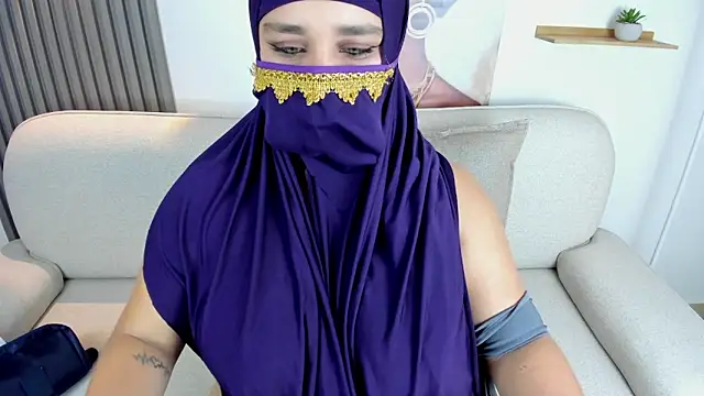 Salma_farouk webcam show
