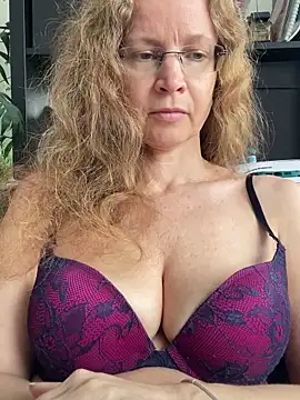 Chat +18 de AnnikaRose ao vivo