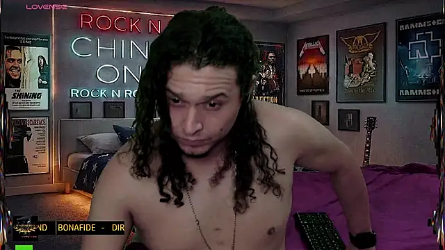 chino_roz webkamerás műsora