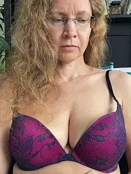 Chatroom XXX en direct de AnnikaRose