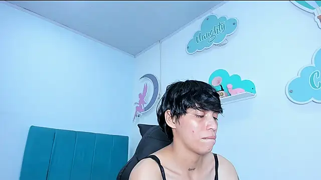 ivyheat3's Live Chat Room