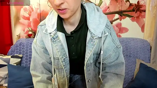 XXX chat uživo modela TayanaJons