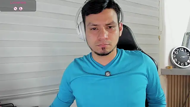 Rick_Adams – Naživo XXX chat