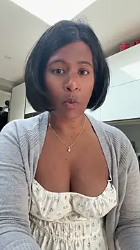 Melarose82's Webcam Show