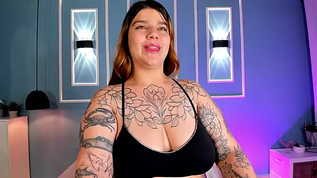 julieta_zc élő XXX-chatje