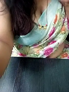 your-sameera Adlı Modelin Canlı XXX Sohbeti