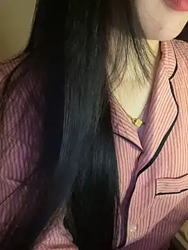 Neylla_ Show in webcam