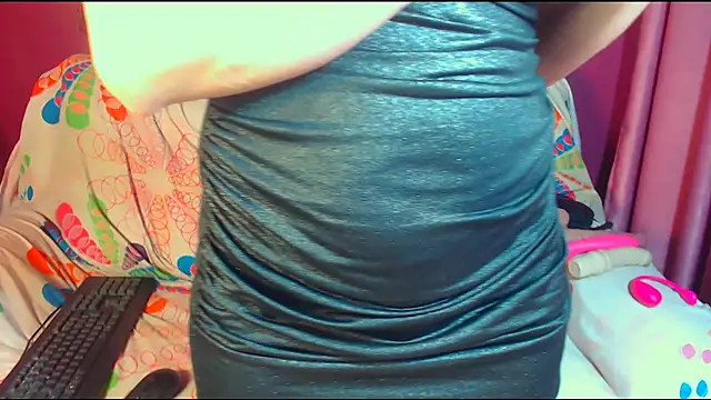 Chat XXX ao vivo de milflovelyxxx