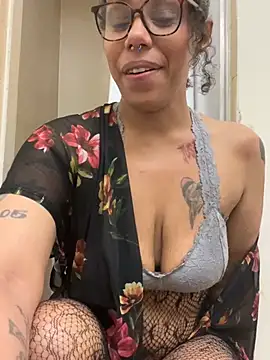 Princess_Desirae's Webcam Show