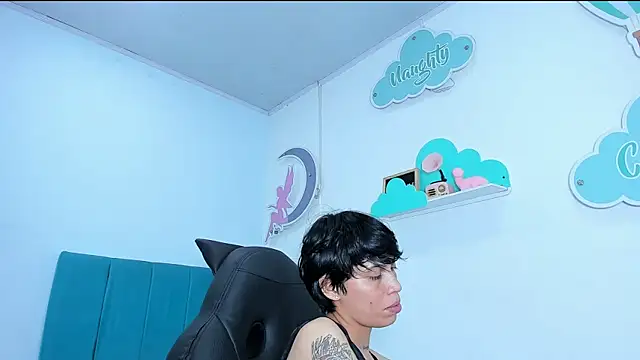 ivyheat3's Live XXX Chat