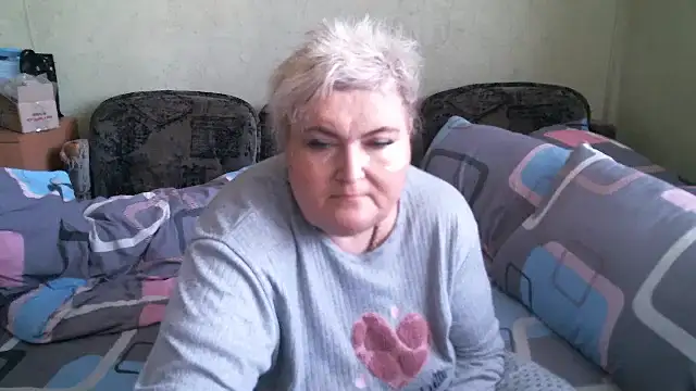 Lana555 Adlı Modelin Canlı XXX Sohbeti