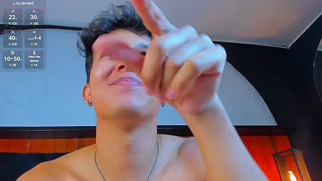 Leo_Savage_ élő XXX-chatje