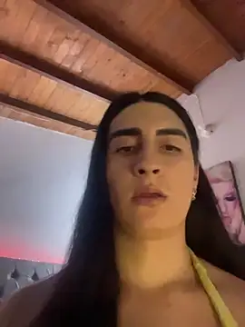lola_diez Webcam Show