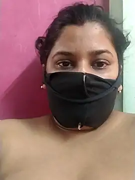 pinkisaha75 现场XXX聊天