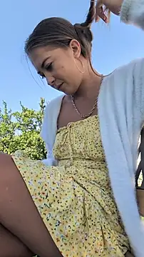 Risky_girl23_ Live XXX Chat