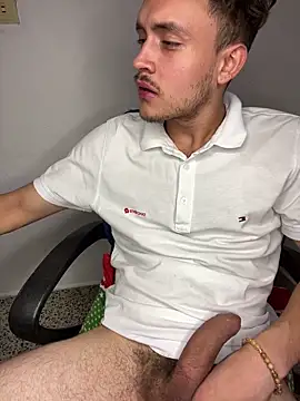 Desmond_Clark's Live XXX Chat