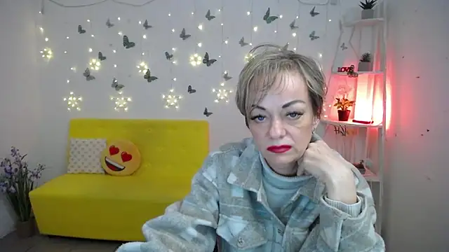 Вебкам-шоу NikaMayu