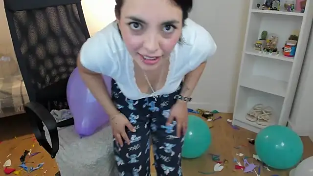 Chatroom XXX en direct de _BellaEvans_