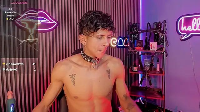 Maximoking26 Live XXX-Chat