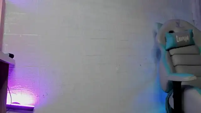 Chatroom XXX en direct de Lauryn_muller