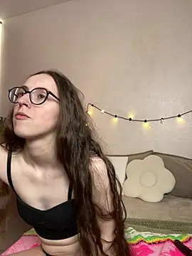 MartiniiSelenna Chat XXX live