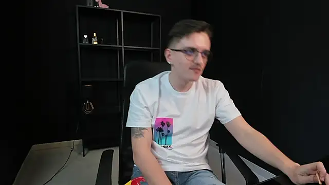 FelixStarkk webkamerás műsora