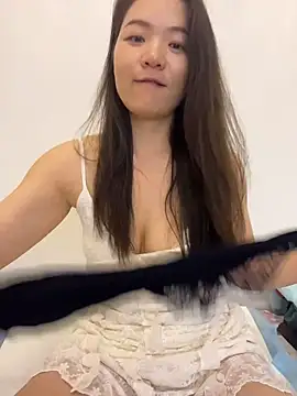 xiaochengzi505 在線直播表演