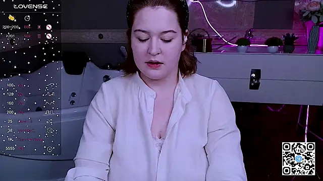 Онлайн чат XXX HelenHartt