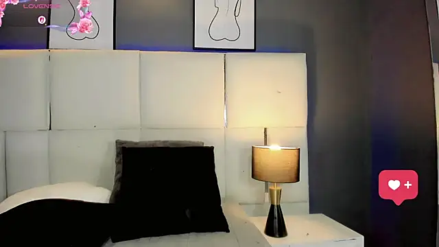 XXX chat uživo modela Amira_Ember