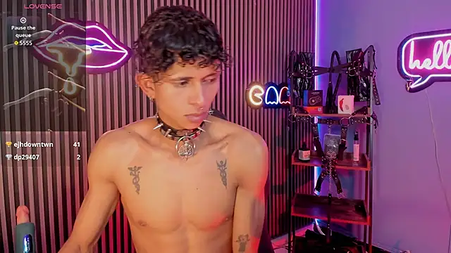 Maximoking26n Live XXX chat
