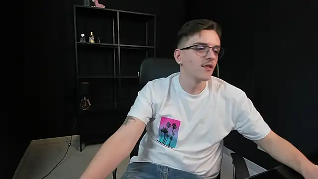 FelixStarkk 现场XXX聊天