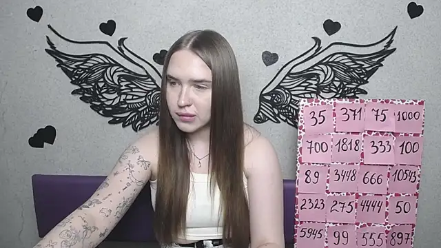 LauraHlot's Live XXX Chat