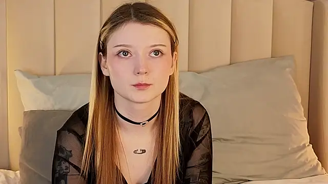 Chatroom XXX en direct de AlyssFrost