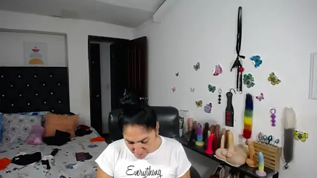 mature_bigboobs10 Live XXX Chat