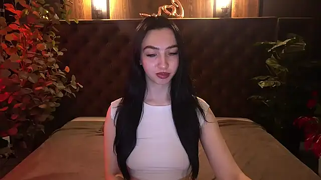 WildKittenX_'s Live XXX Chat